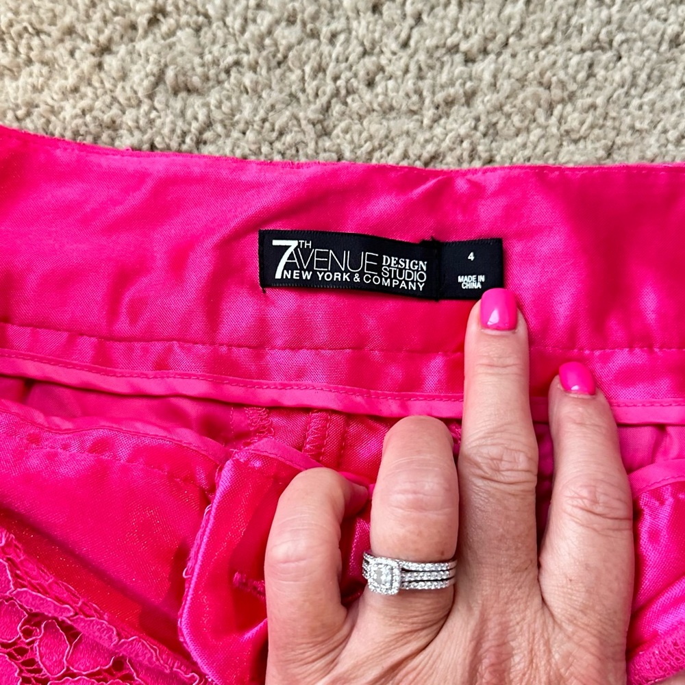 Pink 4 inch Hampton New York & Company Shorts - Picture 2 of 3